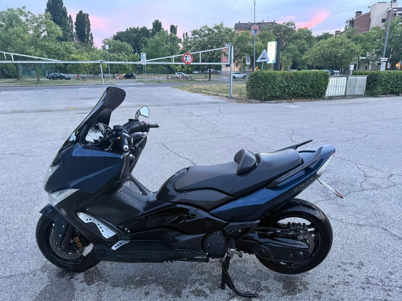 Yamaha T Max unico proprietario