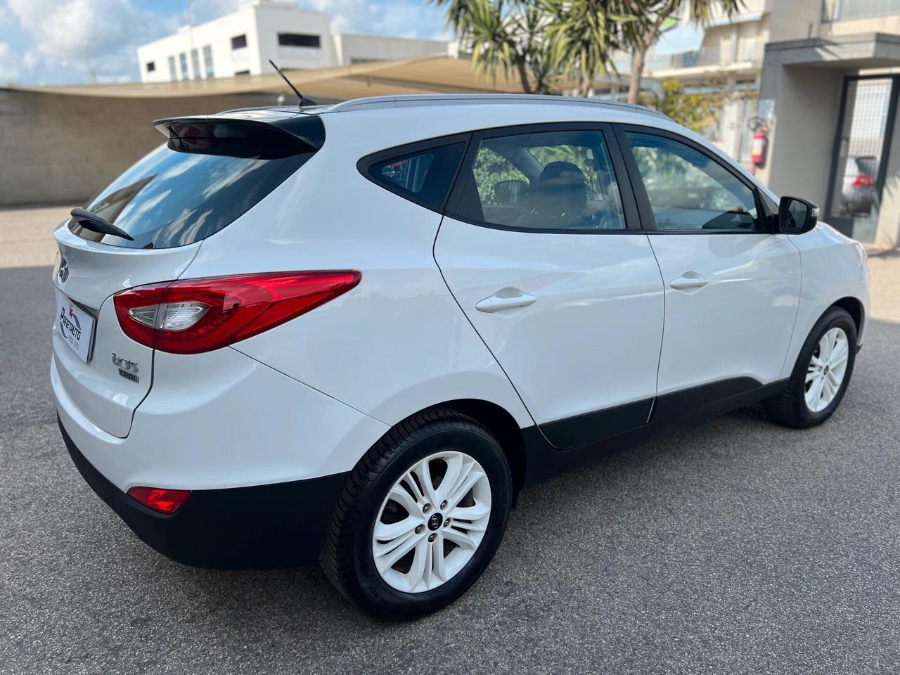 Hyundai iX35 1.7 crdi Comfort 2wd RESTYLING! PELLE/PDC/TEL17;