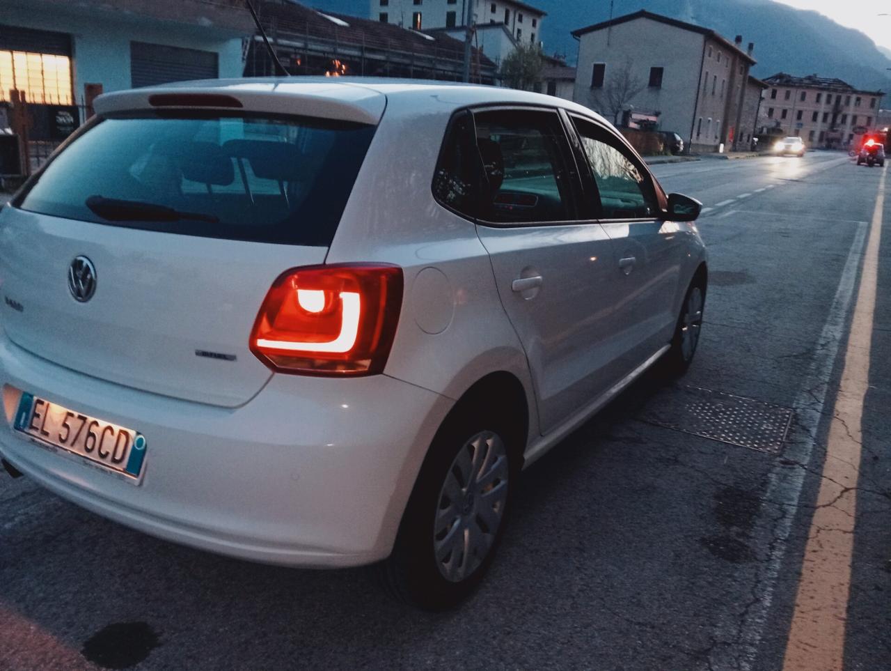 Volkswagen Polo 1.6 5 porte Highline BiFuel