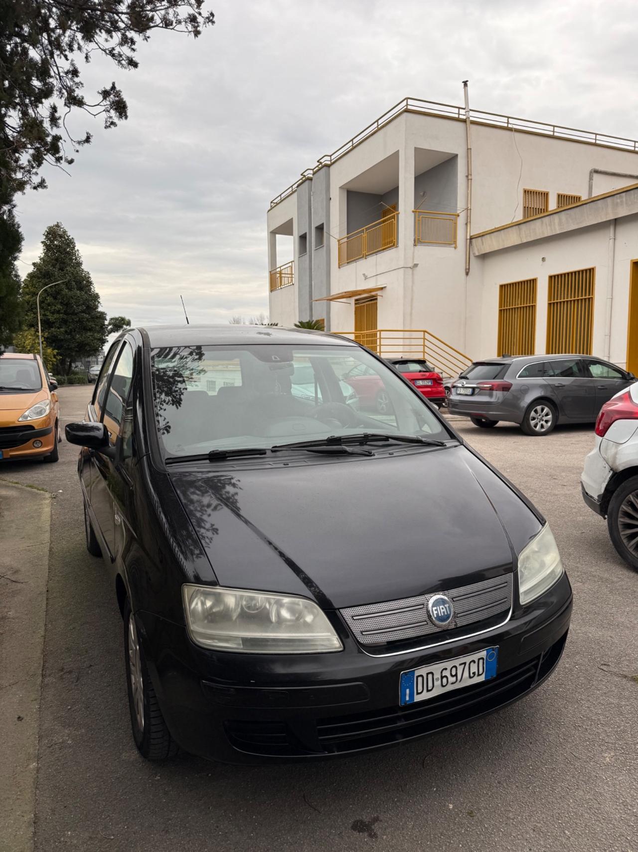 Fiat Idea 1.3 Multijet 16V Dynamic