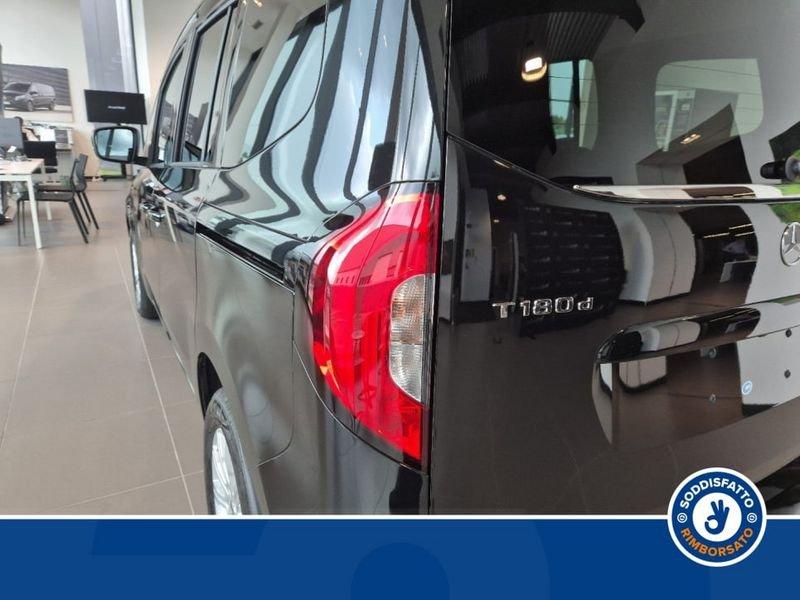 Mercedes-Benz Classe T 180 d AT