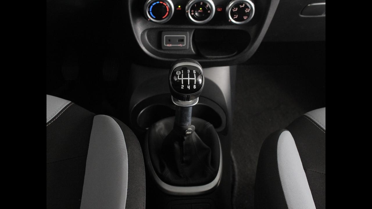 FIAT 500L 2012 - 500L 1.6 mjt Pop Star 120cv E6