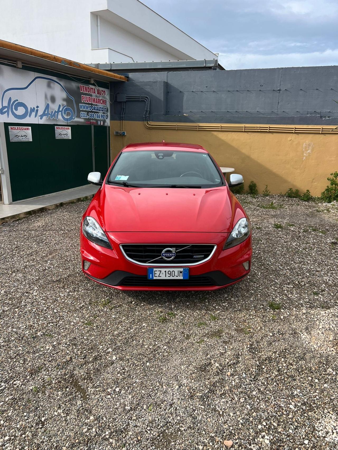 Volvo V40 D2 Geartronic R-design Kinetic