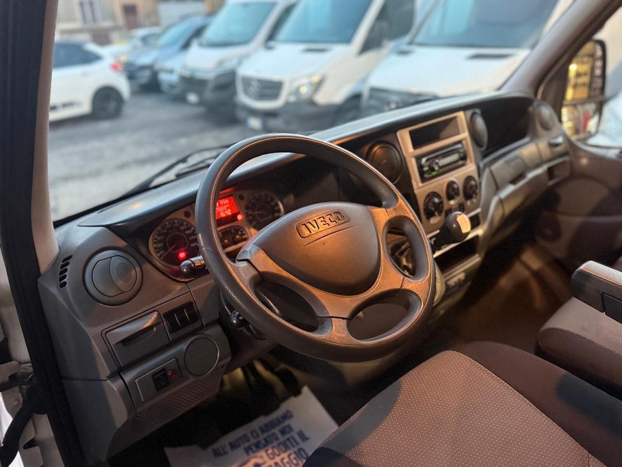 IVECO DAILY 35C14 MOTORE 3.0 140 CV GRU 3 SFILI CASSONE FISSO