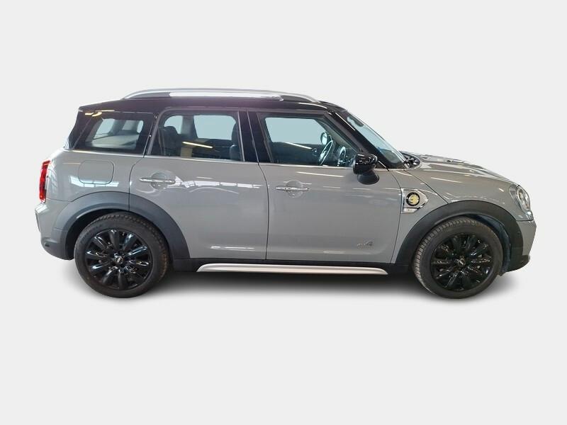 MINI COOPER SE COUNTRYMAN ALL4 BUSINESS AUTOM.