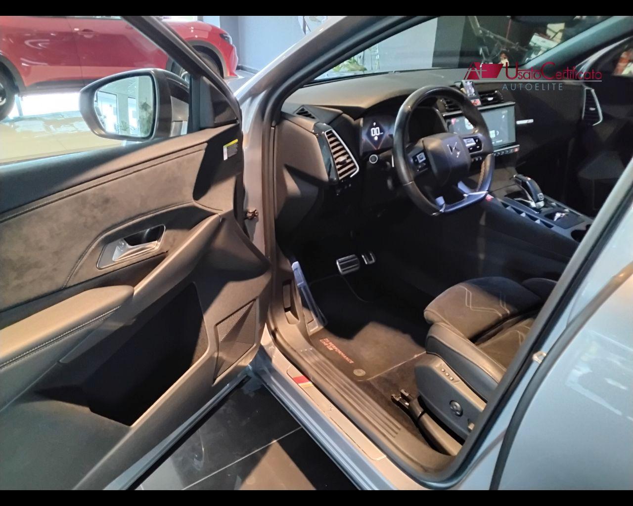 DS DS 7 Crossback BlueHDi 130 aut. Performance Line+