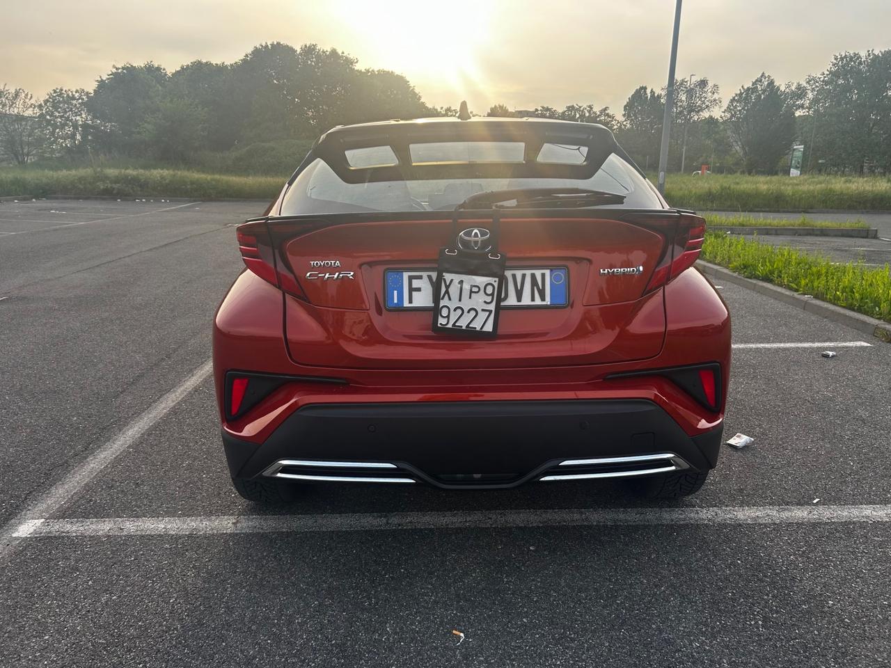 Toyota C-HR 2.0 Hybrid E-CVT Style