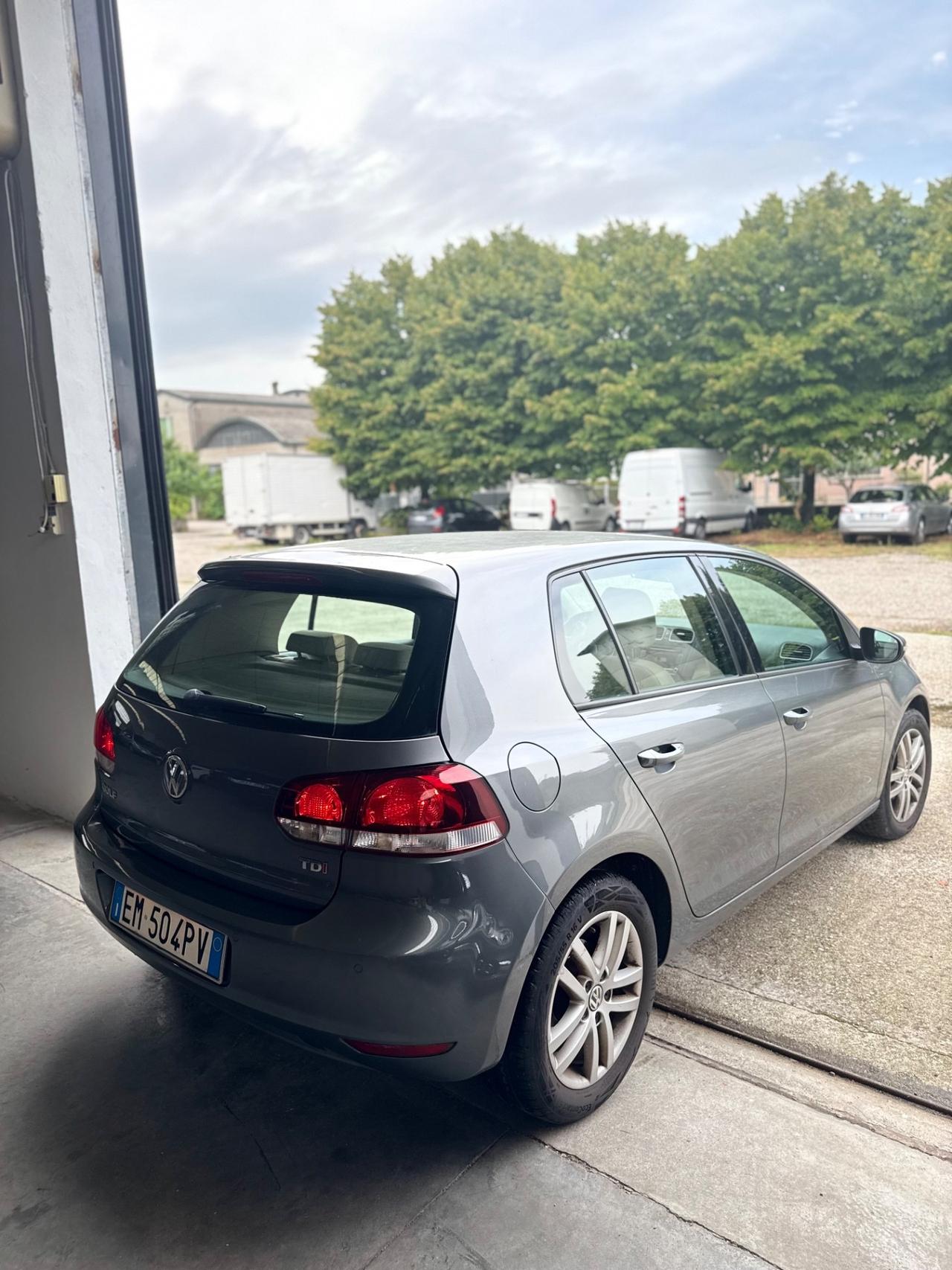 Volkswagen Golf 1.6 TDI DSG 5p. Highline BlueMotion Technology