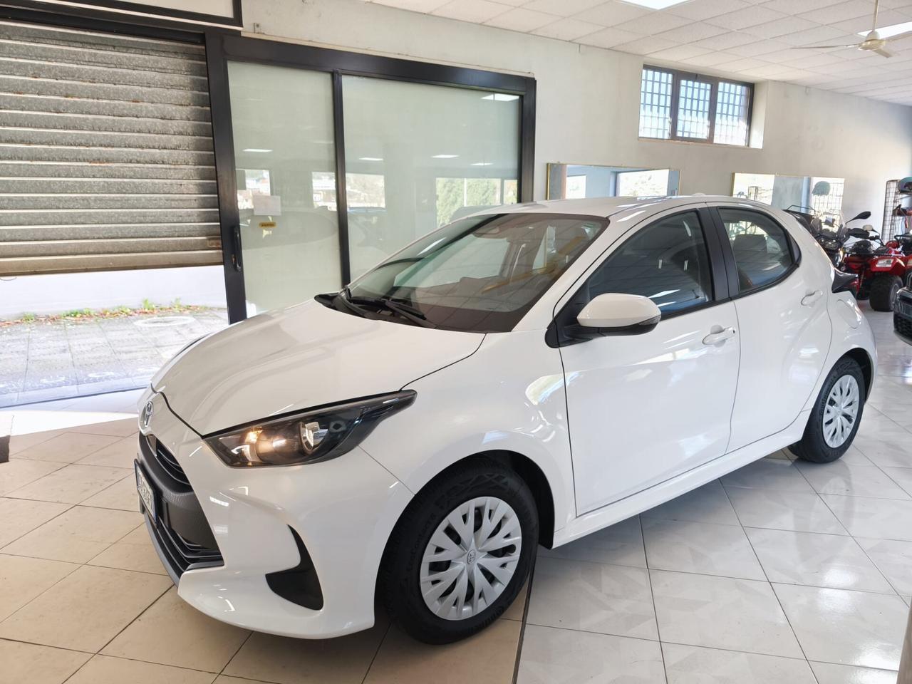 Toyota Yaris 1.5 Hybrid 5 porte Active