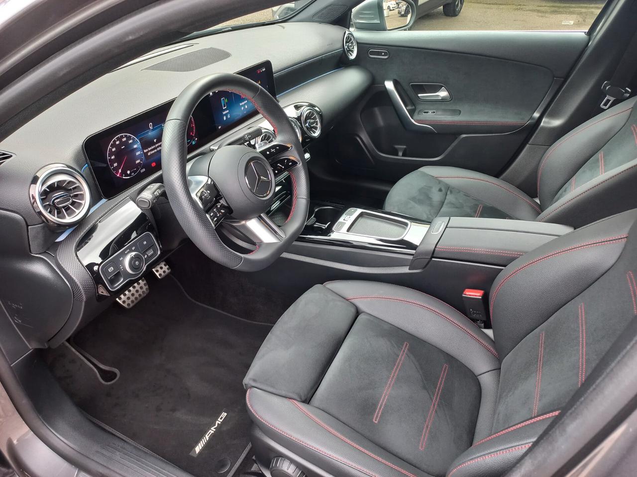 Mercedes-benz A 180 Automatic AMG Line Advanced Plus