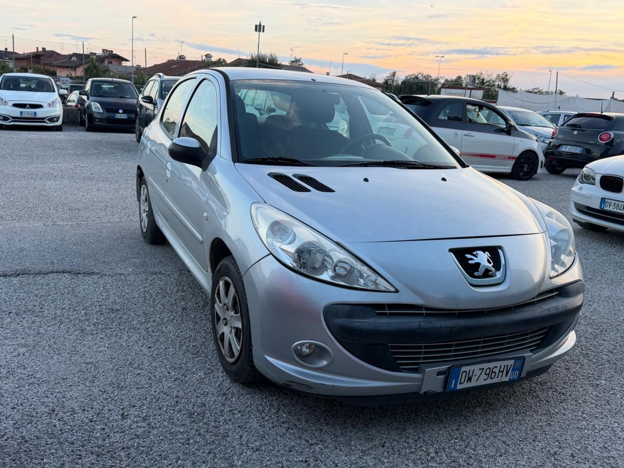 Peugeot 206 Plus 1.1 60CV 5p. ONE Line
