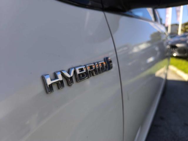 TOYOTA Yaris 1.3 5 porte Active Multidrive S Automatica