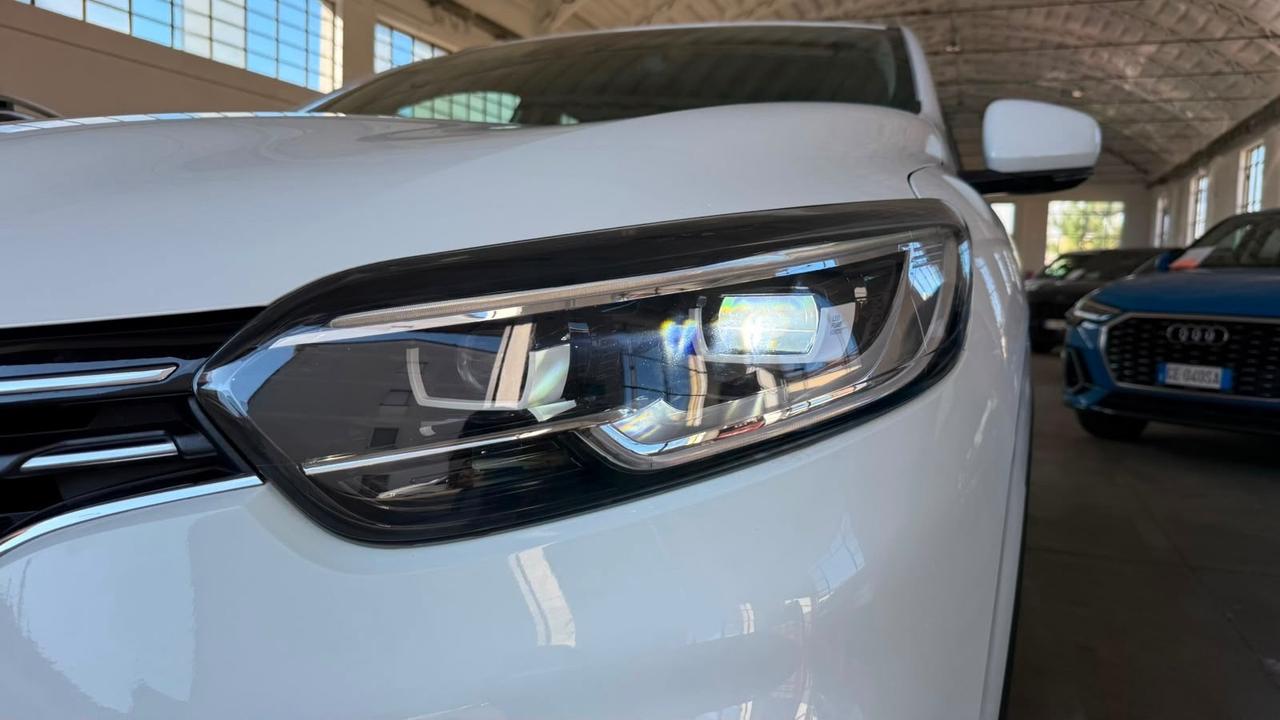 Renault Kadjar TCe 160CV EDC FAP Sport Edition2
