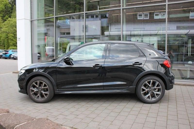 Audi A1 allstreet 30 TFSI S tronic S-LINE Cockpit Camera