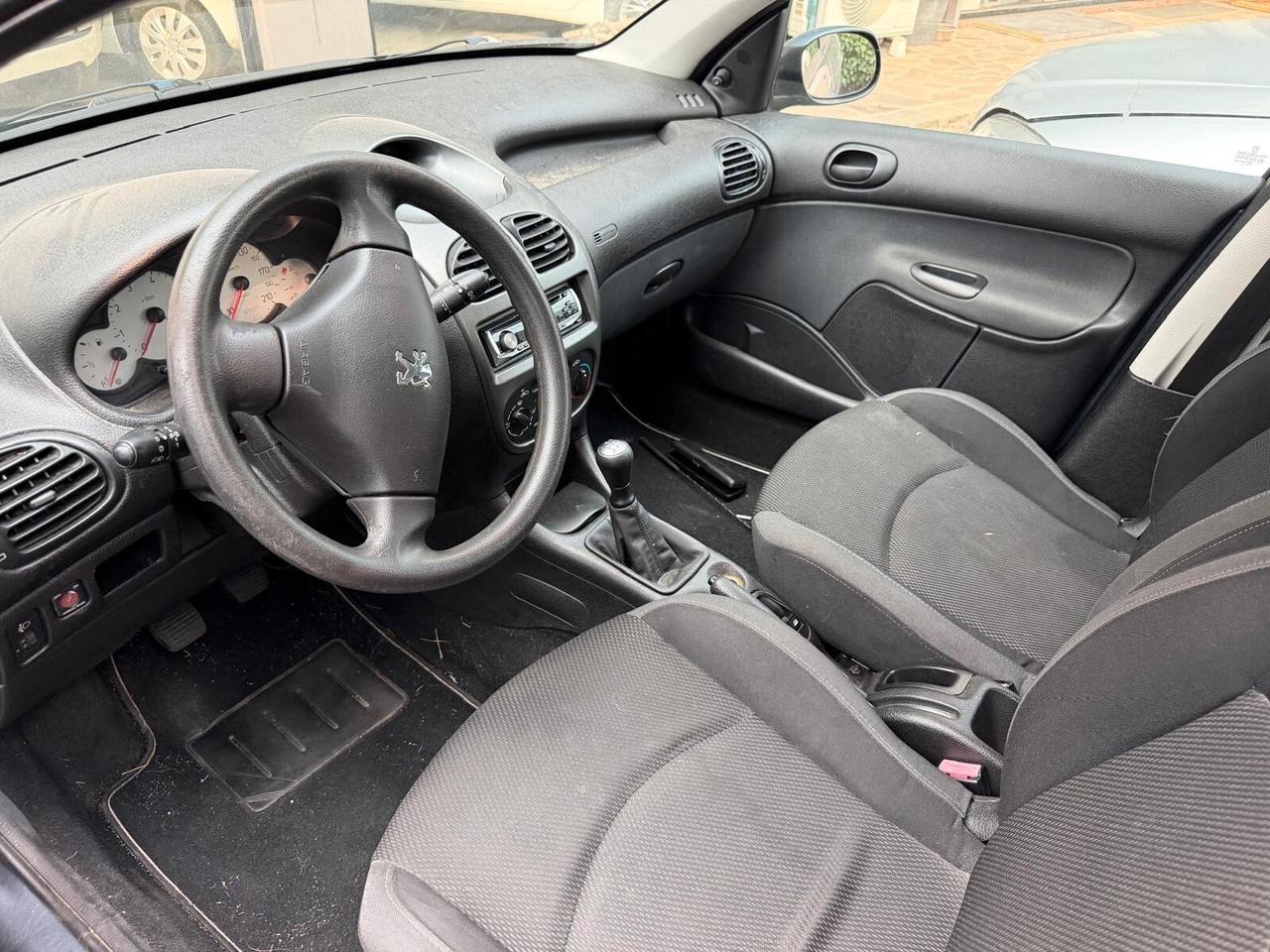 Peugeot 206 1.4 5p. Enfant Terrible NEOPATENTATI