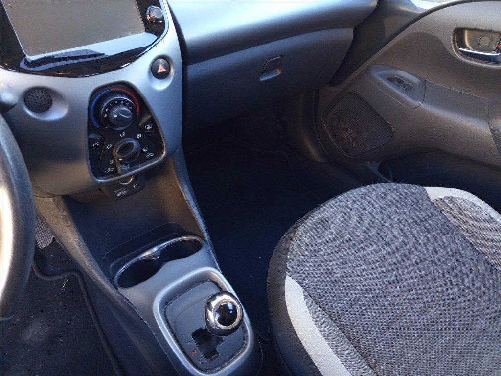 TOYOTA Aygo 5p 1.0 x-business m-mt 72cv del 2019