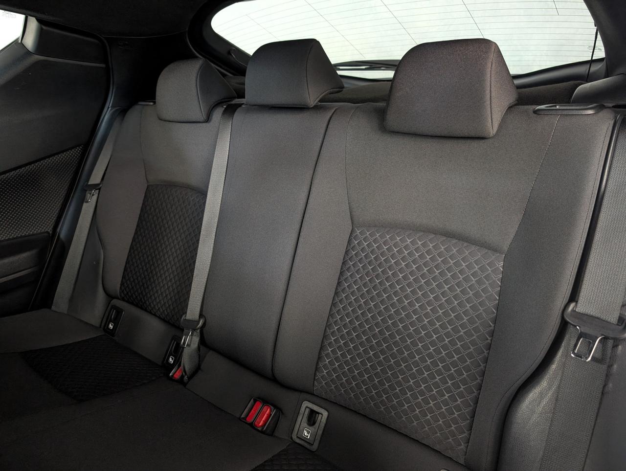 Toyota C-HR 1.8 Hybrid e-cvt Active