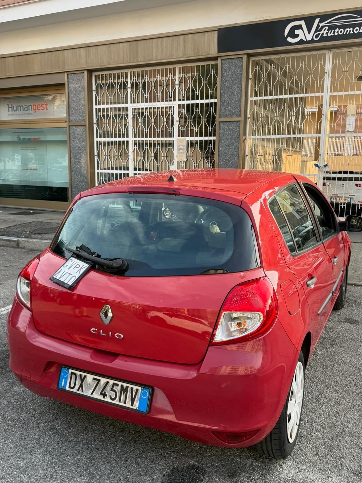 Renault Clio 1.2 16V 5 porte Luxe