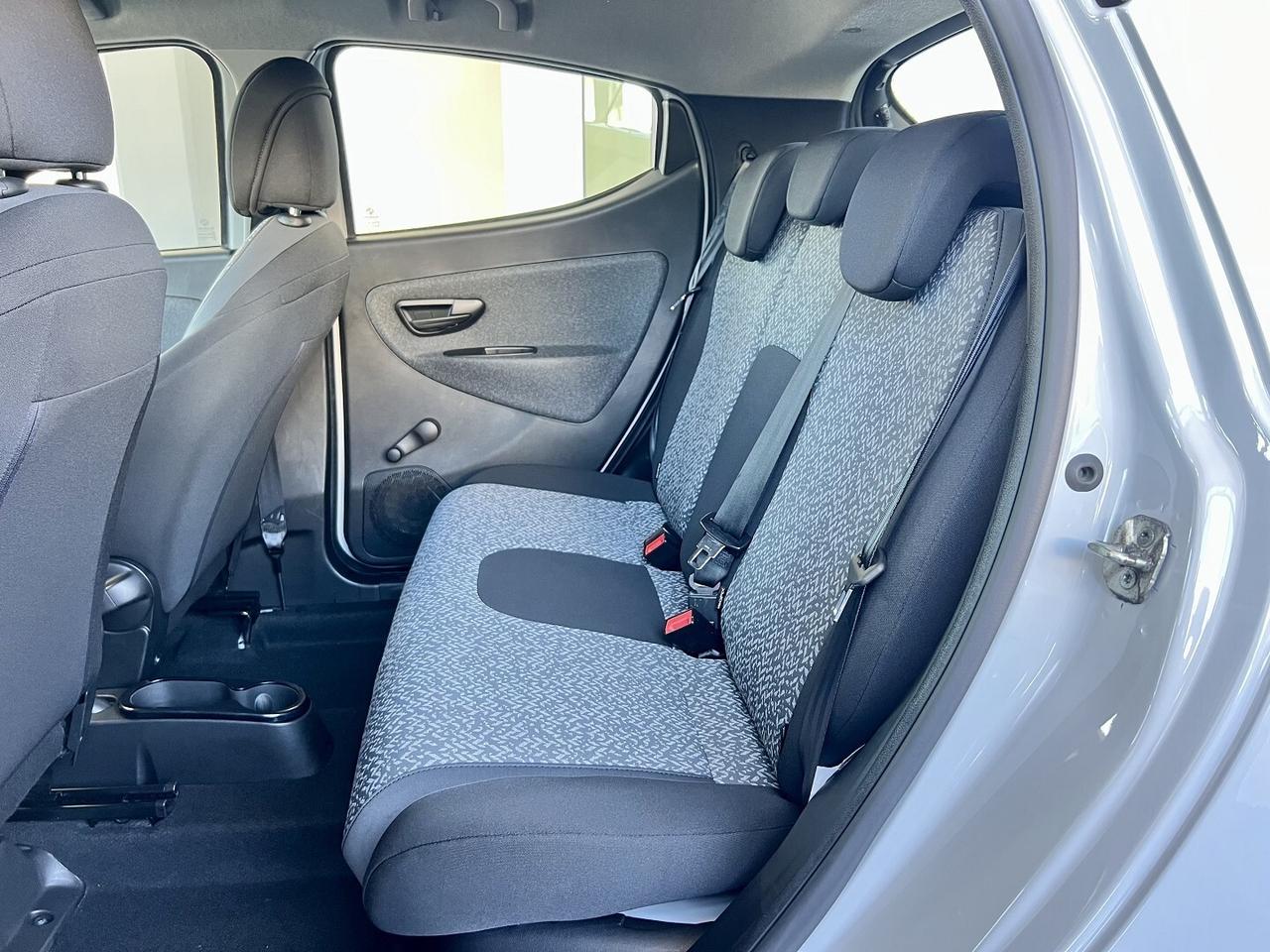 LANCIA YPSILON 1.0 FIREFLY HYBRID SILVER - 2021