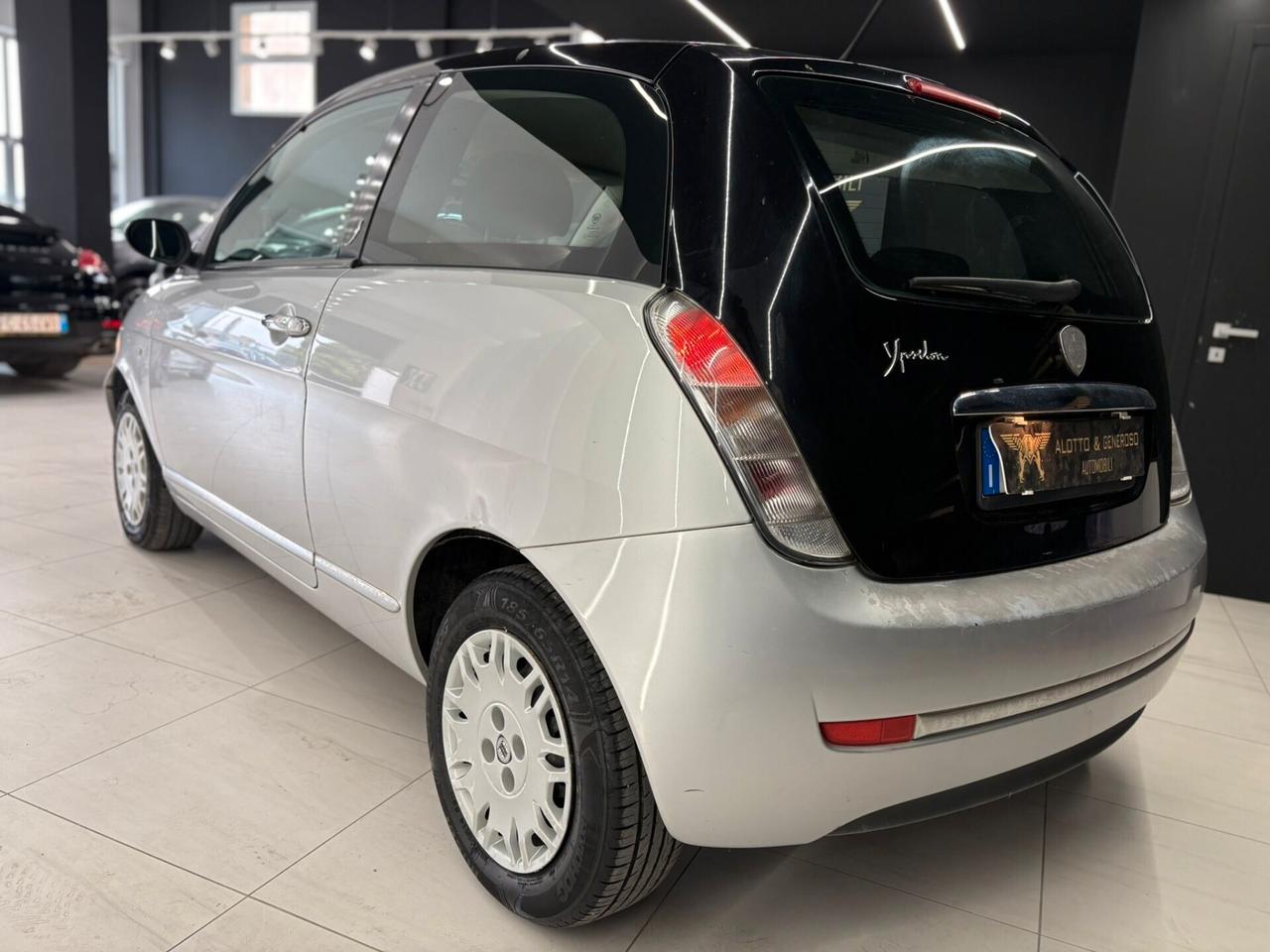 Lancia Ypsilon 1.2 Argento