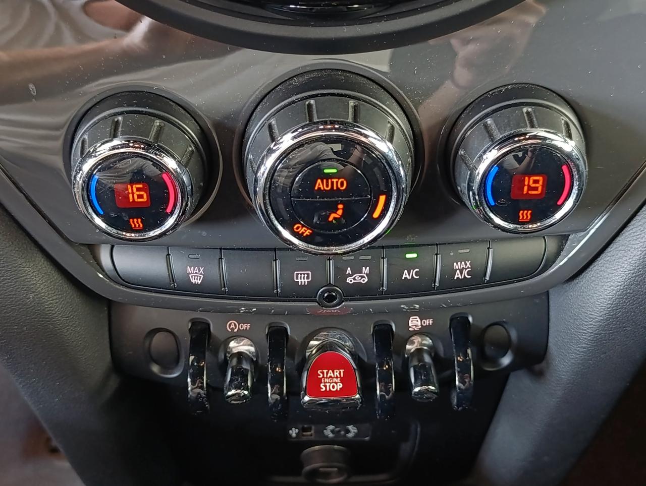 Mini Countryman Cooper D Business 2.0 Twin Power Turbo Steptronic