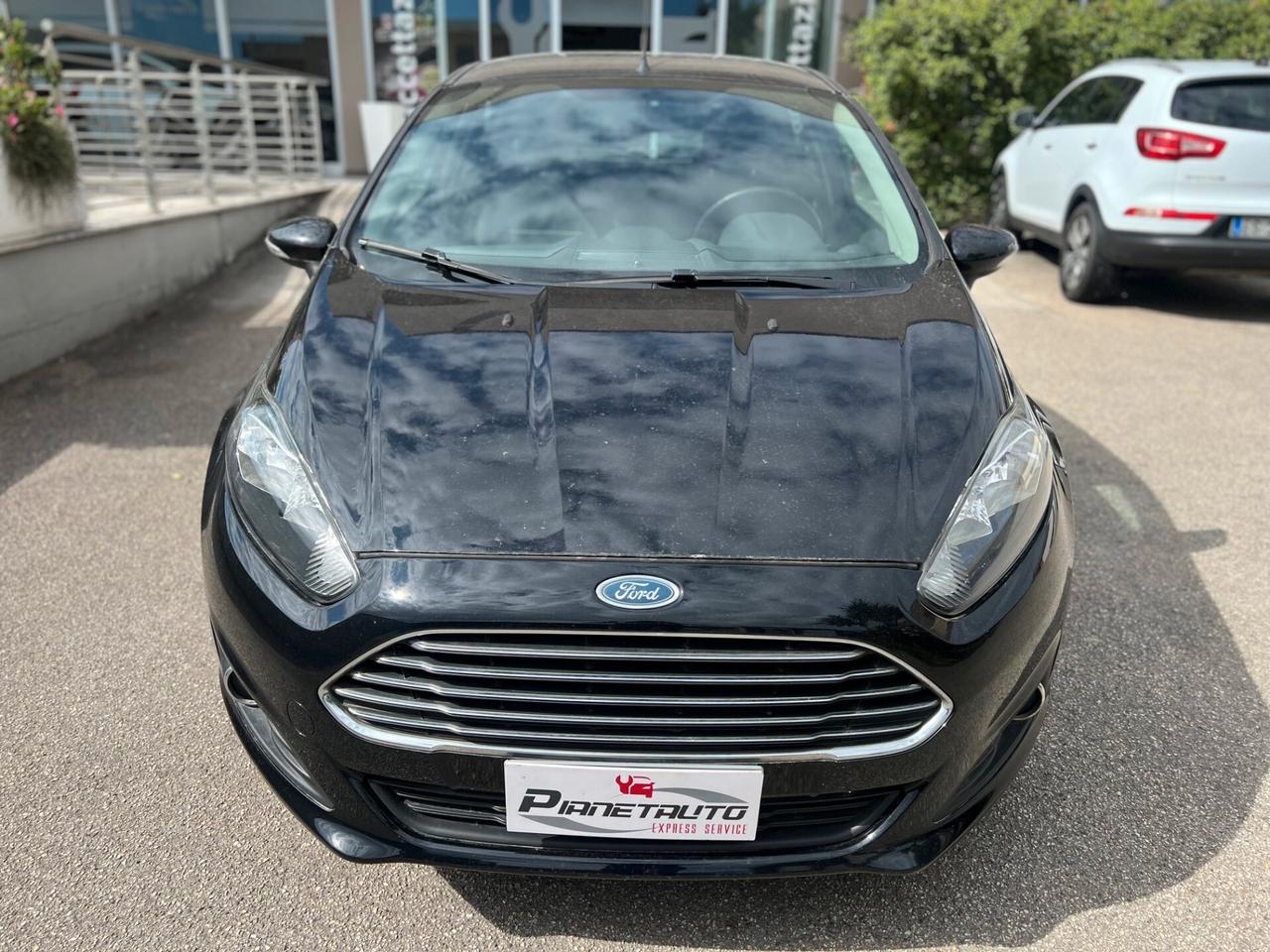 Ford Fiesta 5pt 1.5 tdci 75cv Business CLIMA/PDC PERFETTA!!