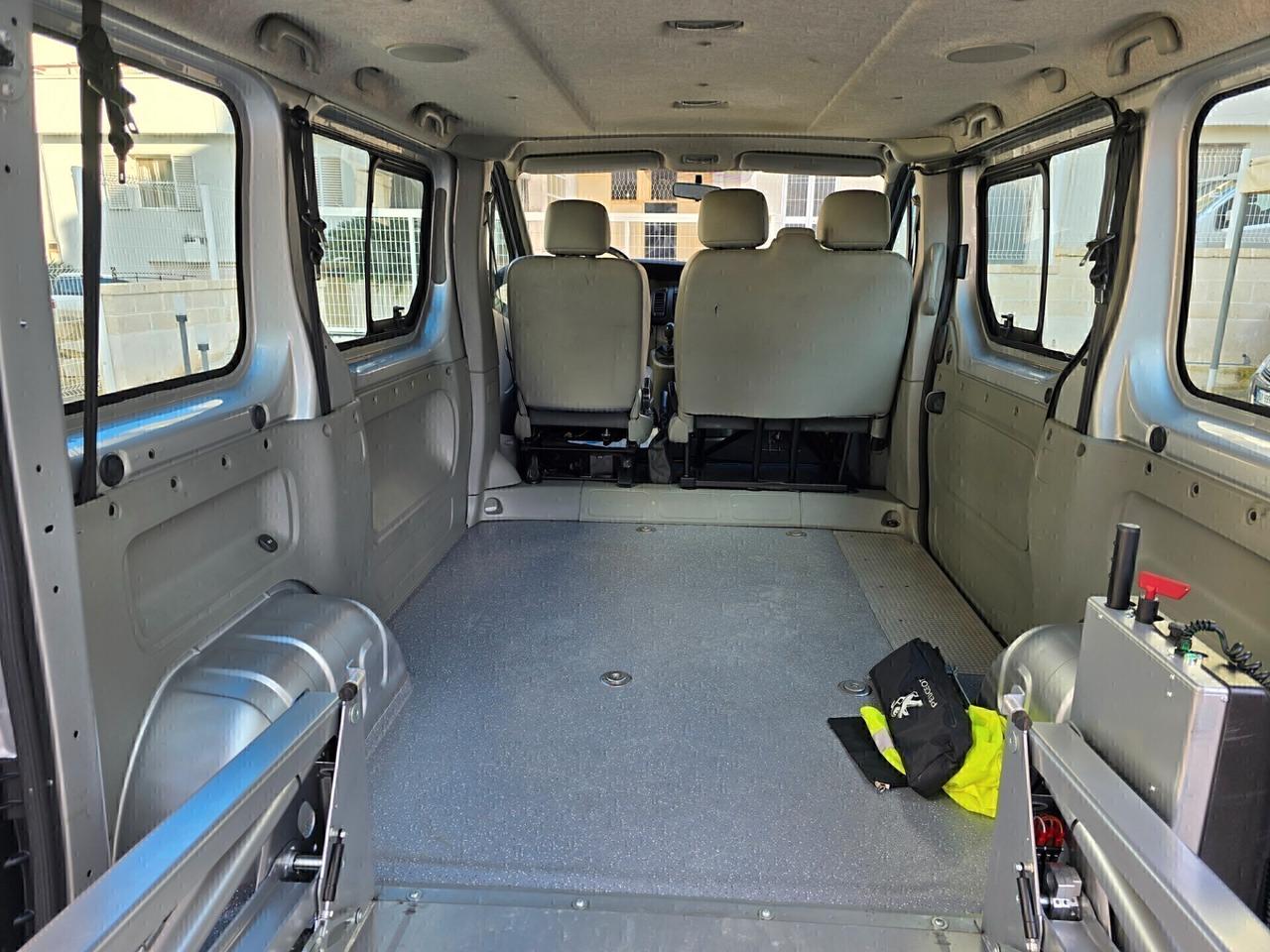 Nissan Primastar con Pedana Trasporto Disabili