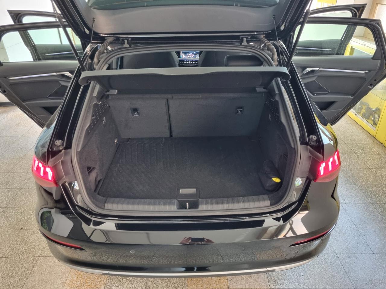 Audi A3 SPB 30 g-tron S tronic Business Advanced
