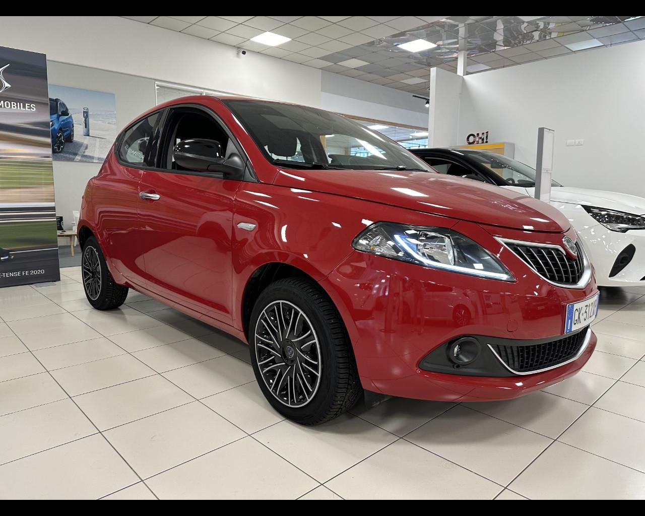 LANCIA Ypsilon 3ª serie - Ypsilon 1.0 FireFly 5 porte S&S Hybrid Ec