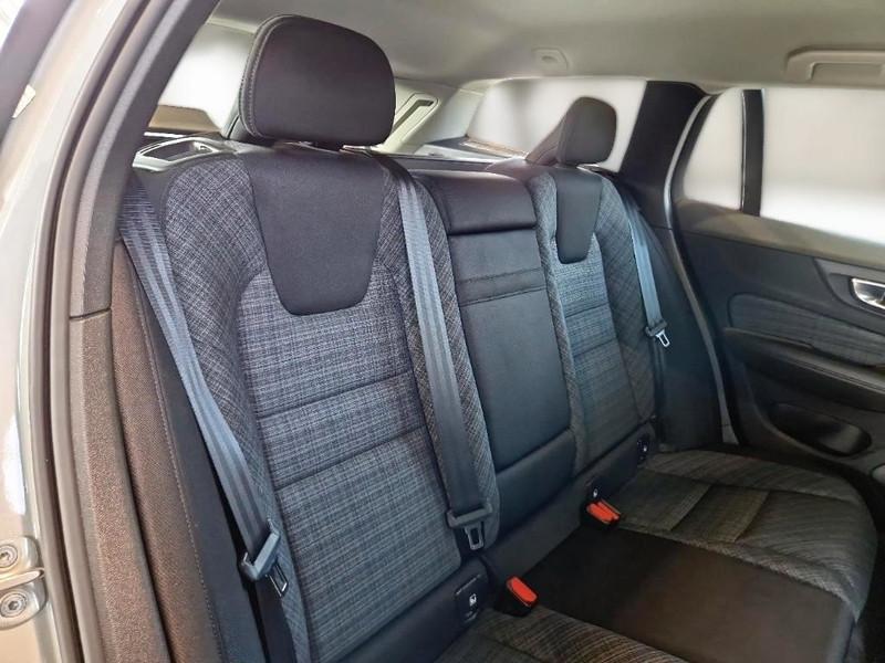 VOLVO V60 B4 D AUTOMATICO CORE STATION WAGON