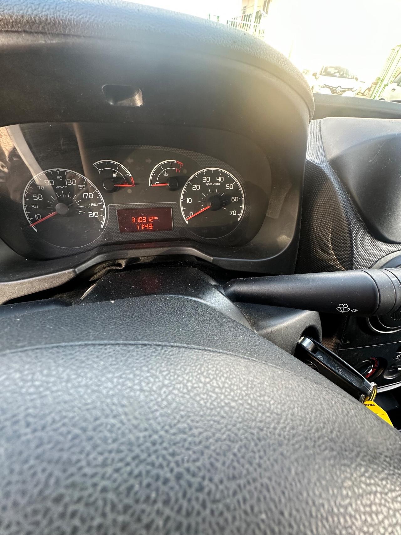 Citroen Nemo 1.4 HDi 70CV