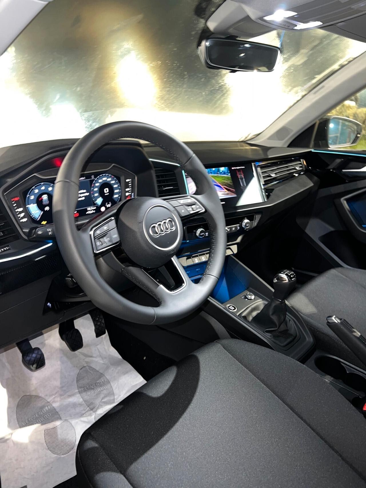 Audi A1 allstreet 30 possibilità noleggio no scoring