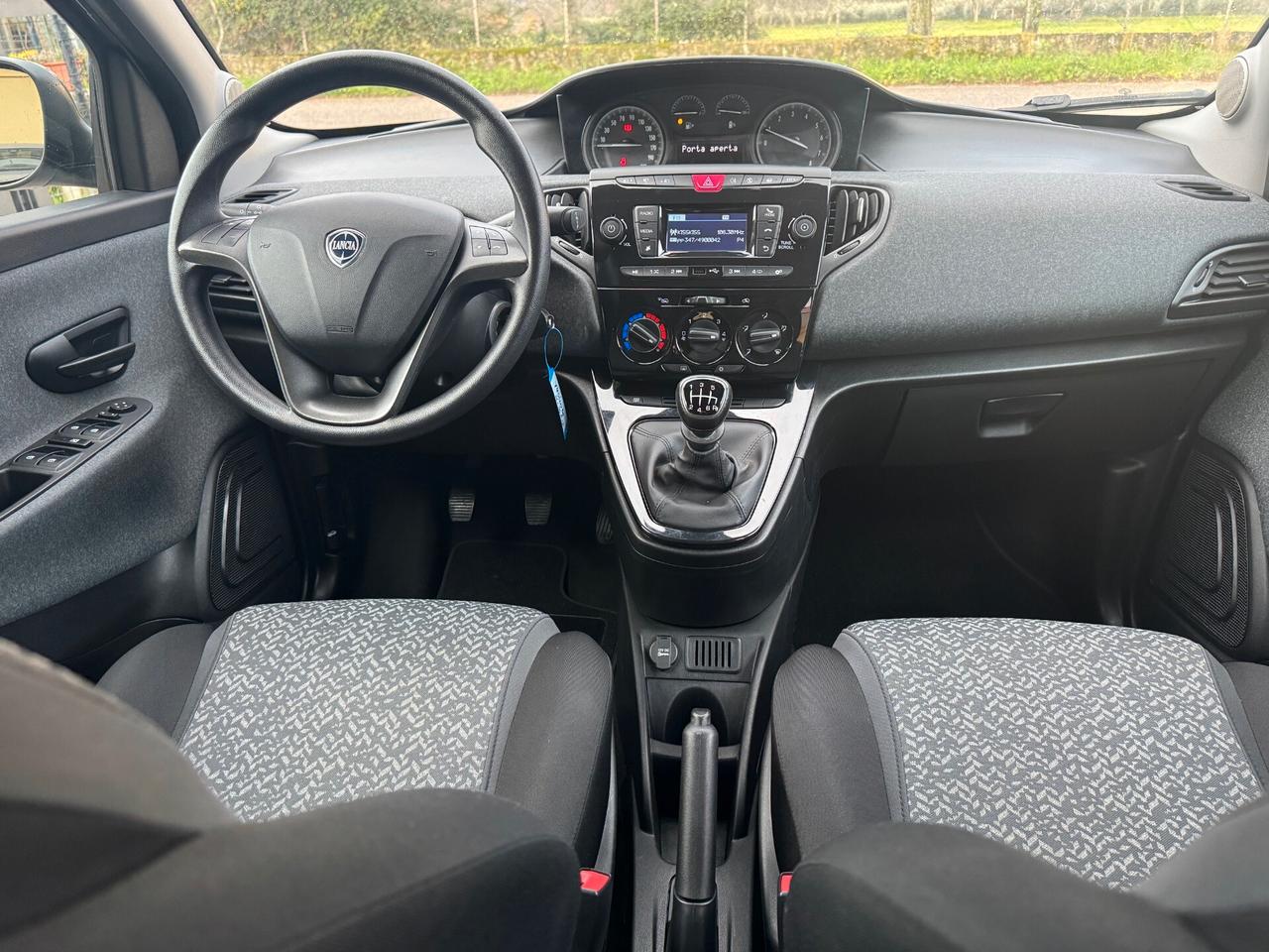 Lancia Ypsilon 1.0 FireFly 5 porte S&S Hybrid Silver Plus