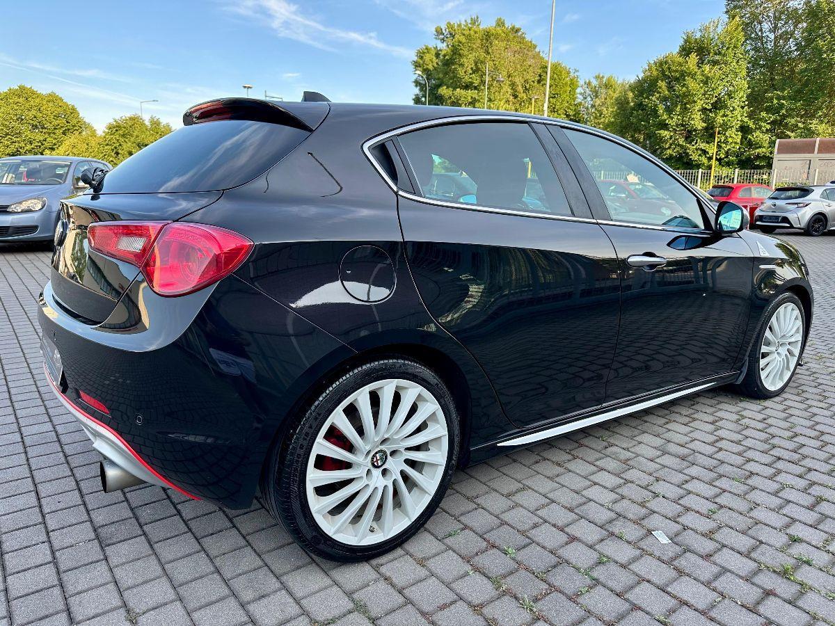 ALFA ROMEO - Giulietta - 1750 TBi Quadrifoglio Verde