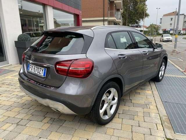 Mercedes-Benz GLA 200 d Automatic Sport NAVI-RETROCAM.-LED