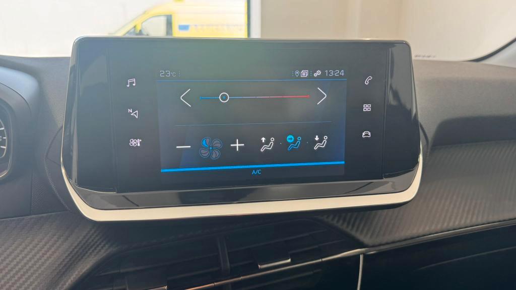 Peugeot 208 1.2 Puretech ALLURE 100 Cv.