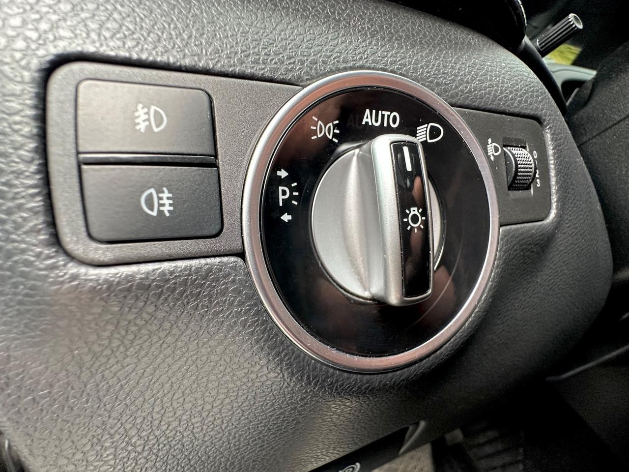 Mercedes-benz B 180 CDI Automatic Pelle Navigazione 101600 Km GARANZIA E PERMUTE