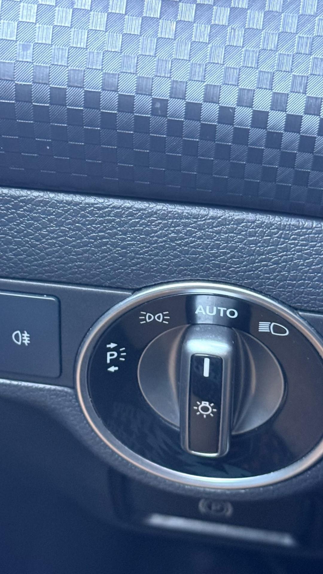 Mercedes-benz A 180 d Automatic Premium