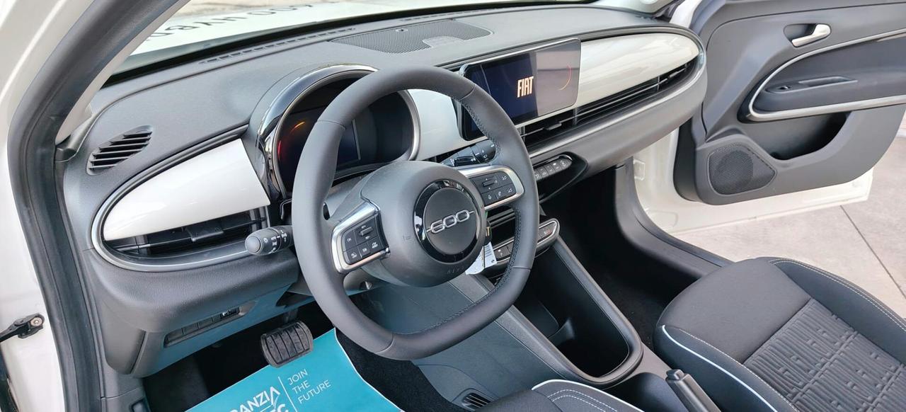 Fiat 600 Hybrid 110 CV DCT MHEV Icon "KM 0"