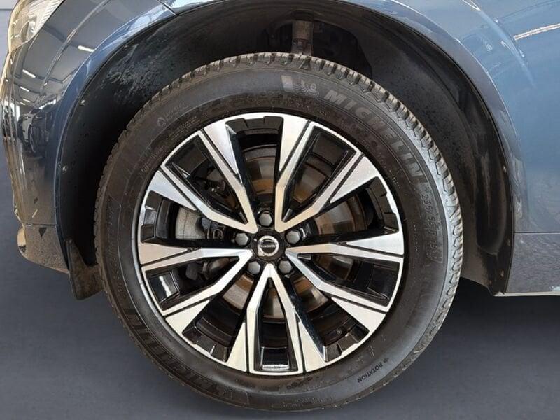 Volvo XC60 B4 D AWD automatico Plus Dark N1