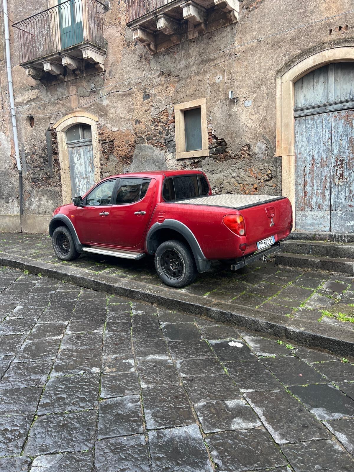 Mitsubishi L200 2.5 Diesel 140cv
