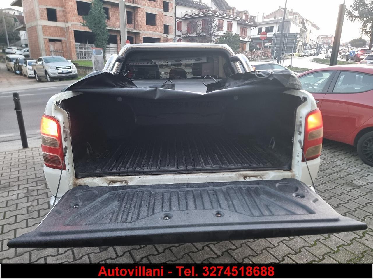 MITSUBISHI L200 d.cab 2.4d Intense 4wd 181cv aut