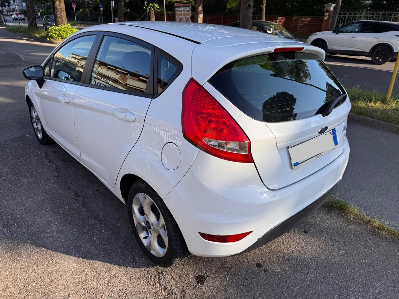 Ford Fiesta 1.2 60CV 5p. Neopaten garanzia 12 mesi