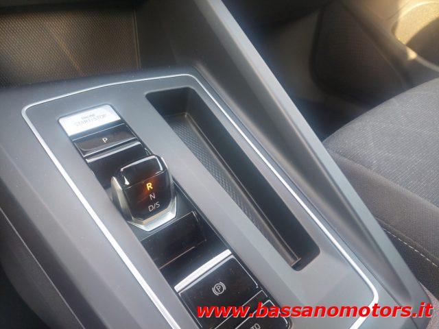 VOLKSWAGEN Golf 2.0 TDI DSG SCR Life