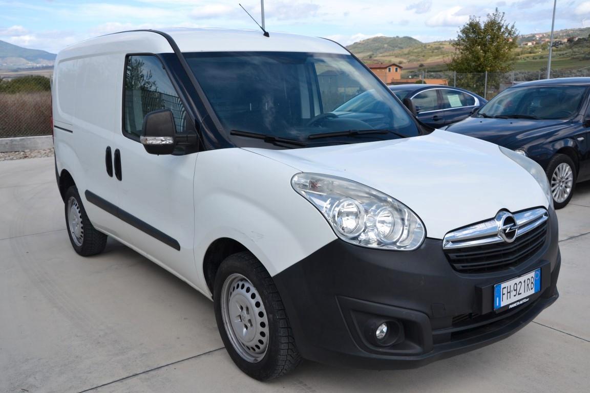 OPEL COMBO 1.4 ecoM Turbo 120 '17