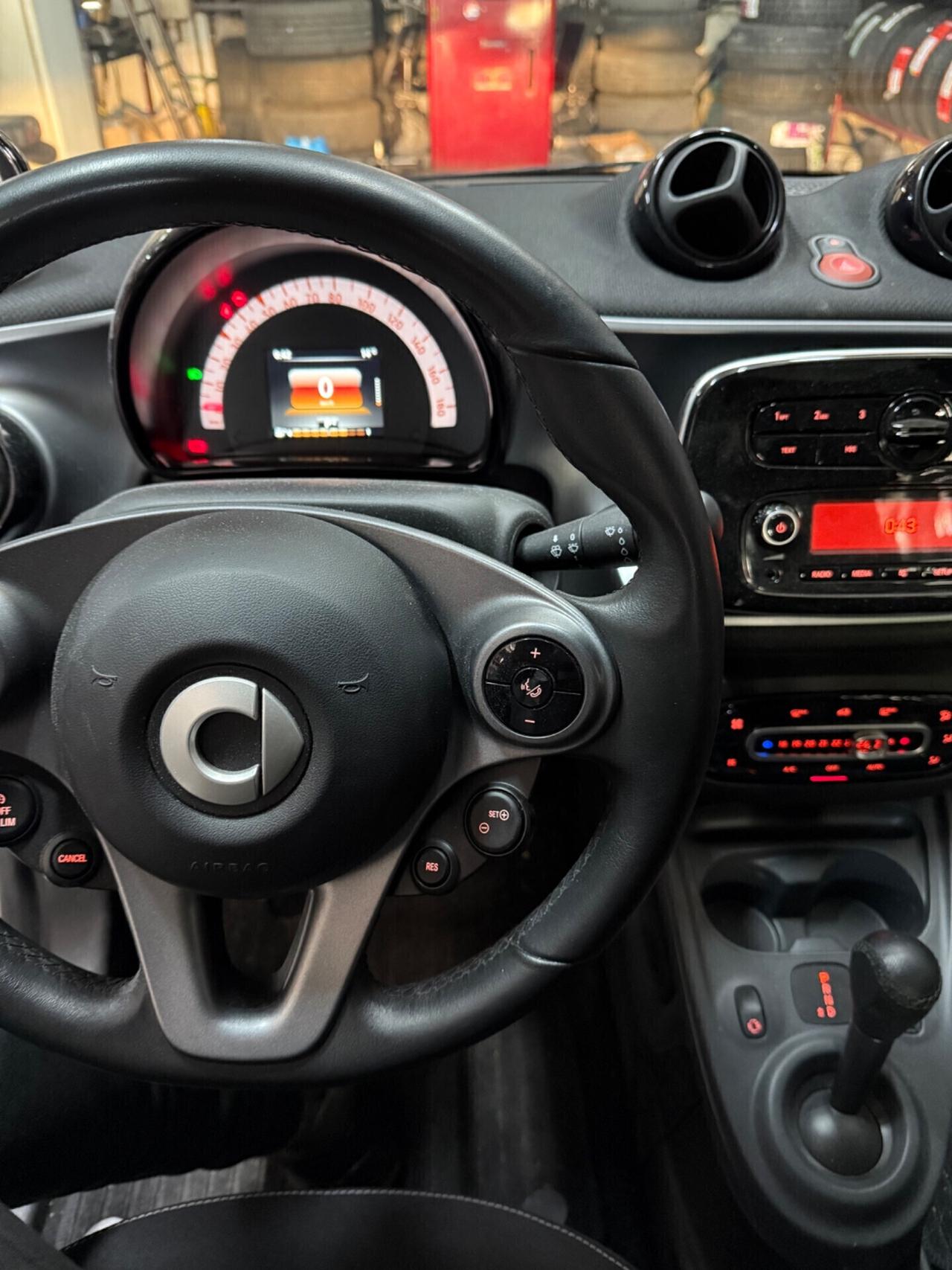 SMART FORFOUR SUPER PASSION 18000 KM