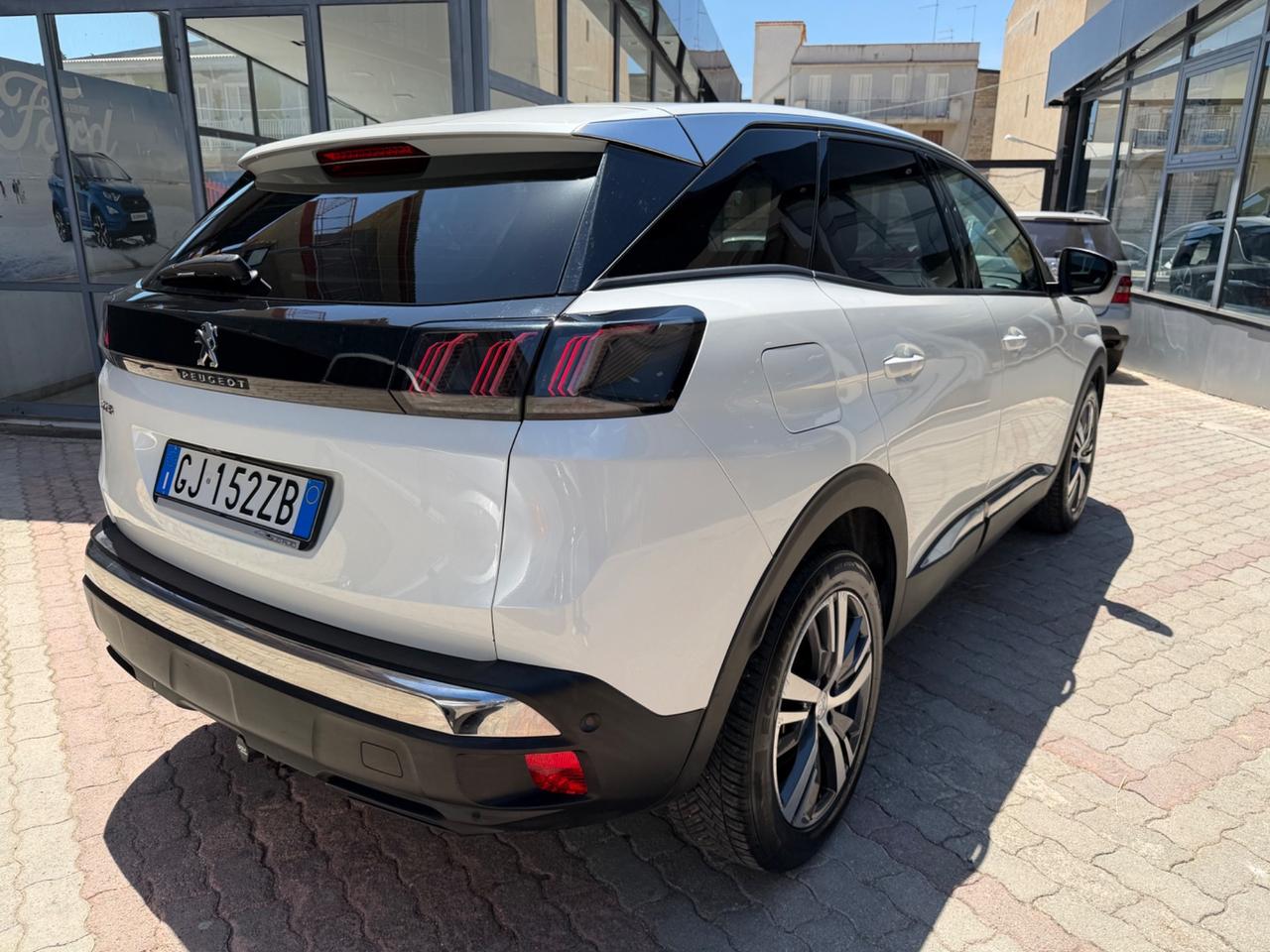 Peugeot 3008 BlueHDi 130 S&S EAT8 Allure 2022