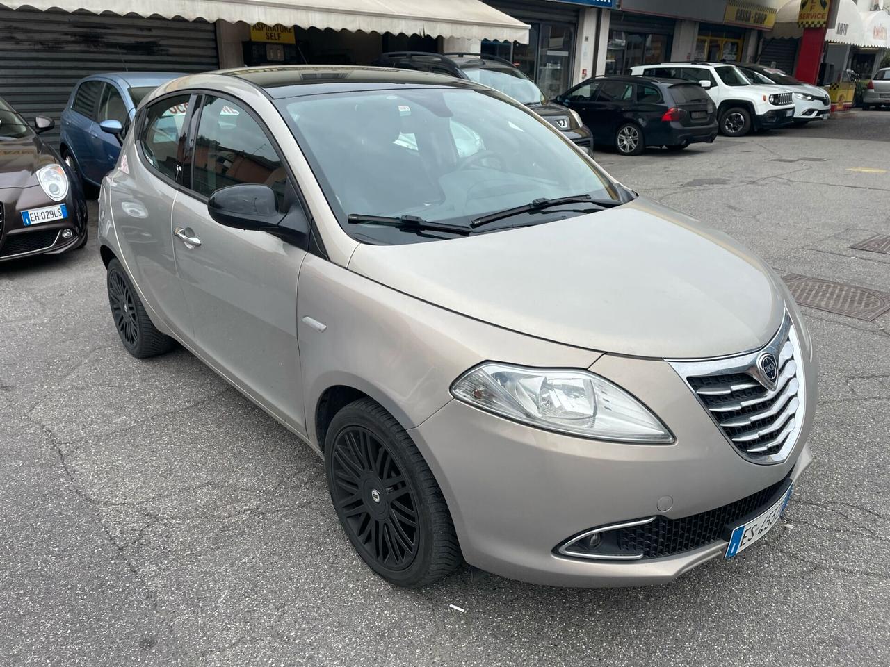 Lancia Ypsilon 1.3 MJT 16V 95 CV 5 porte S&S Gold