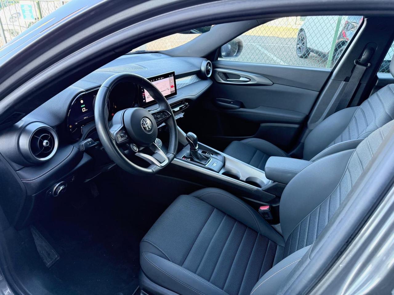 Alfa Romeo Tonale 1.3 phev Ti Q4 280cv at6