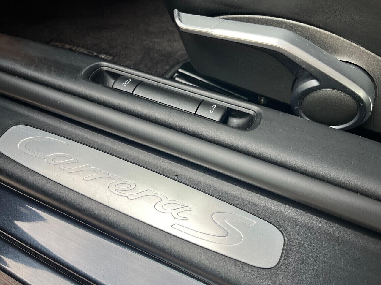 Porsche 911 Carrera S Cabriolet